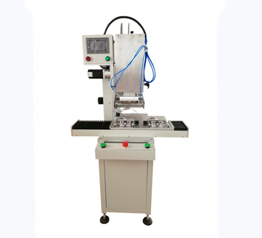 高精度半自动贴标机